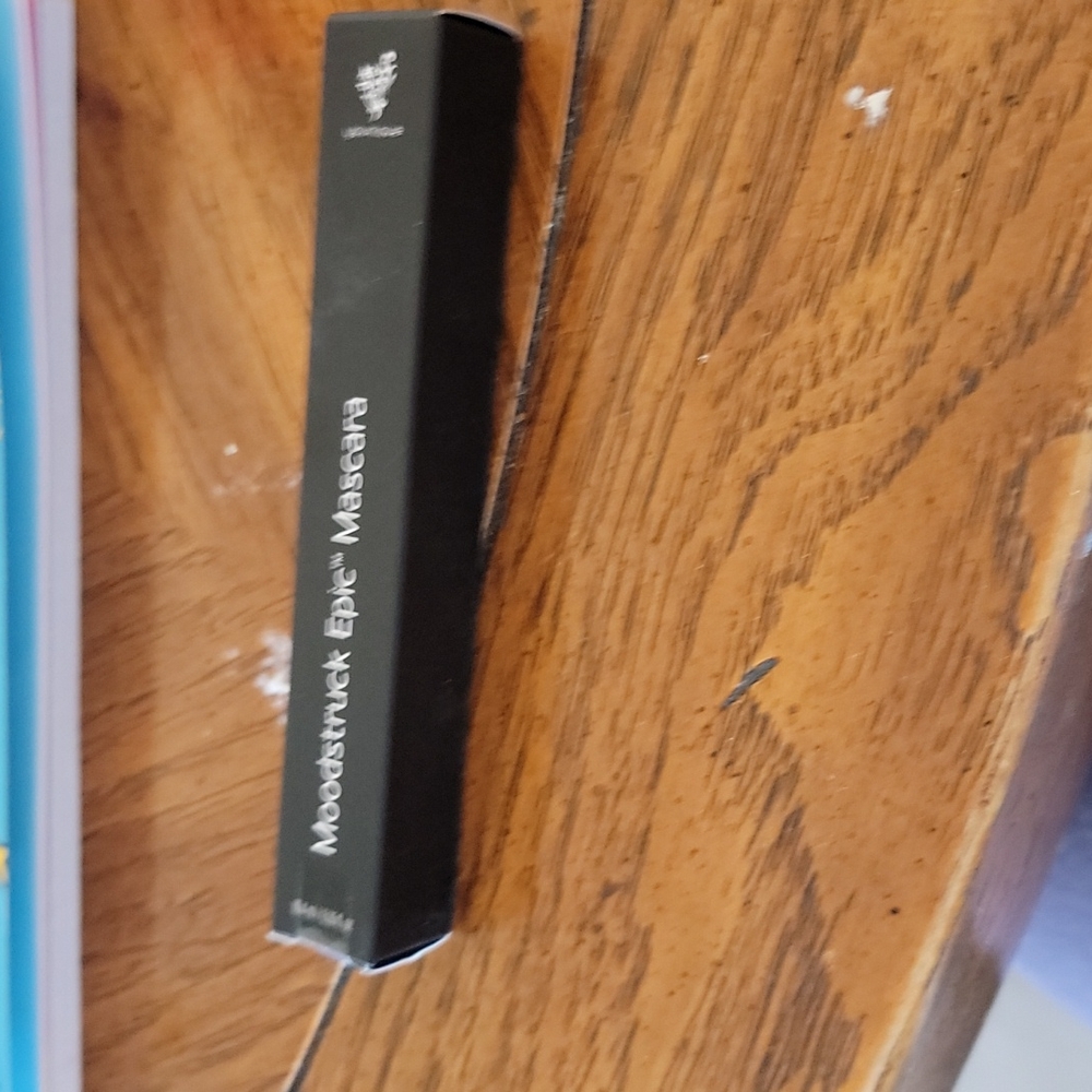 Mood struck epic mascara